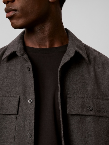 Calvin Klein Regular Fit Hemd in Braun