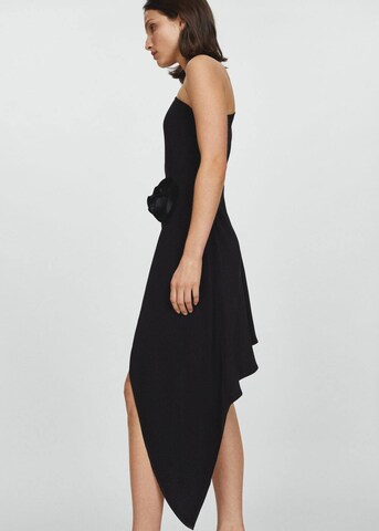 Robe de cocktail 'Gardenia' MANGO en noir