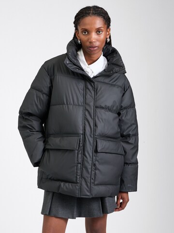 SELECTED FEMME Jacke 'SLFRAGNA' in Schwarz: Vorderseite