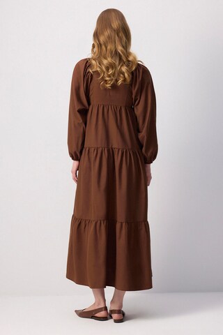 Touche Prive Dress in Brown
