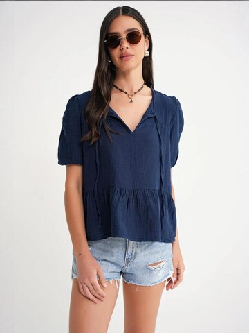 MixRay - Blusa em azul: frente
