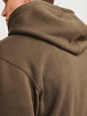 JACK & JONES Sweatshirt 'JJEStar' i brun