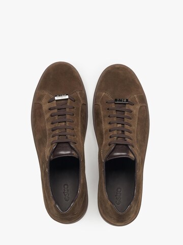 Estro Sneakers laag '03-588-90' in Bruin