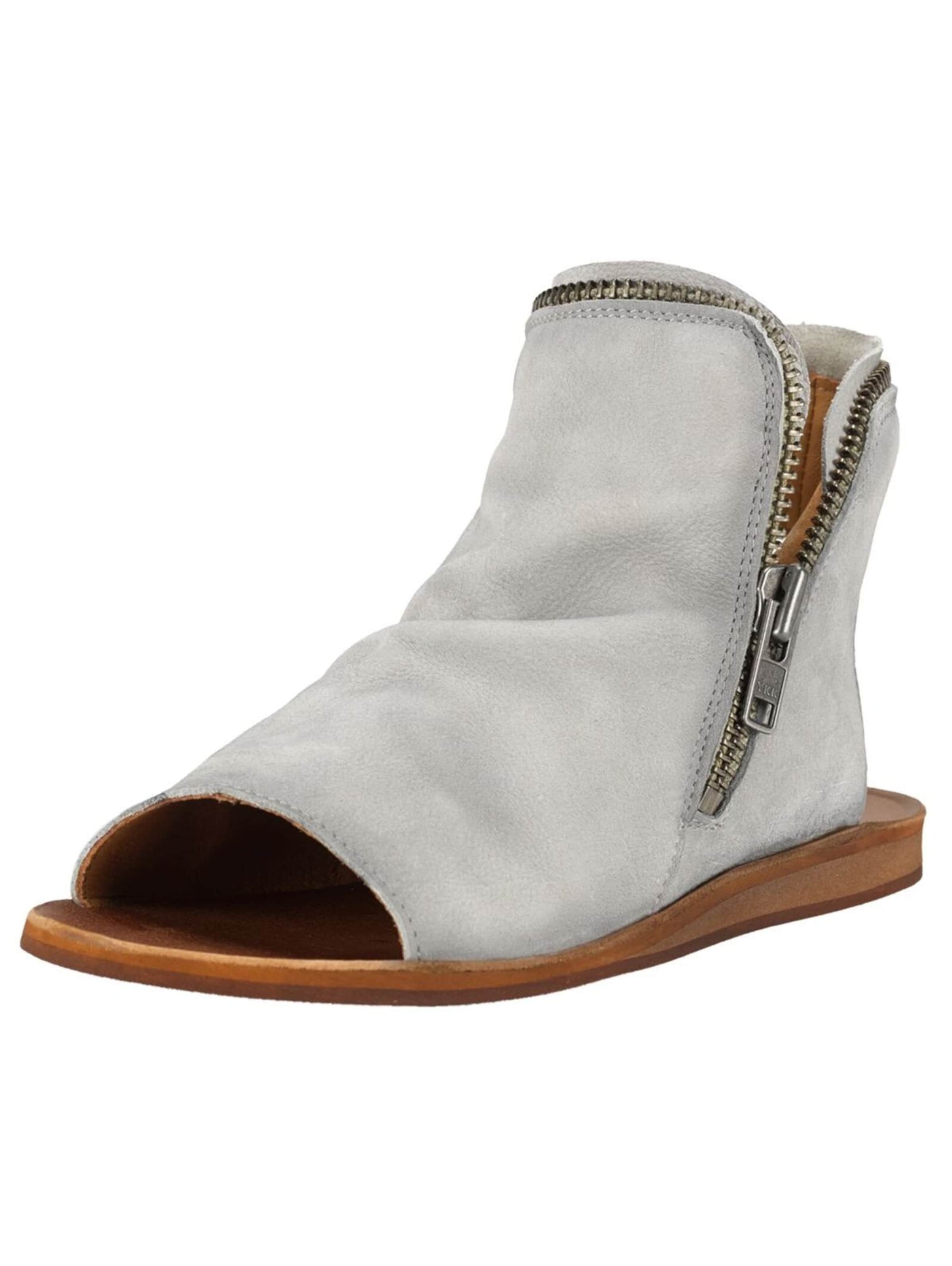 Felmini Wide Fit Sandals in Grey: front