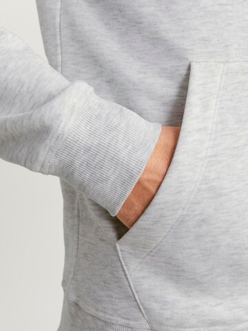 JACK & JONES - Sweatshirt 'Cobin' em cinzento