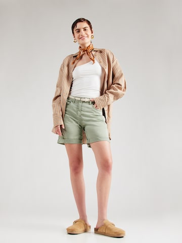 ZABAIONE Regular Shorts 'Je44la' in Grün