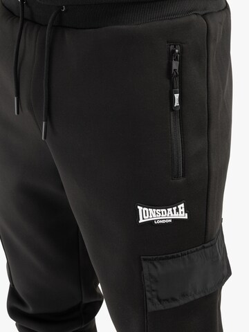 LONSDALE Тренировочный костюм 'BULOUGH' в Черный