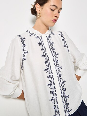 Apricot Blouse ' ' in White