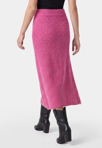 IZIA Rok in Roze