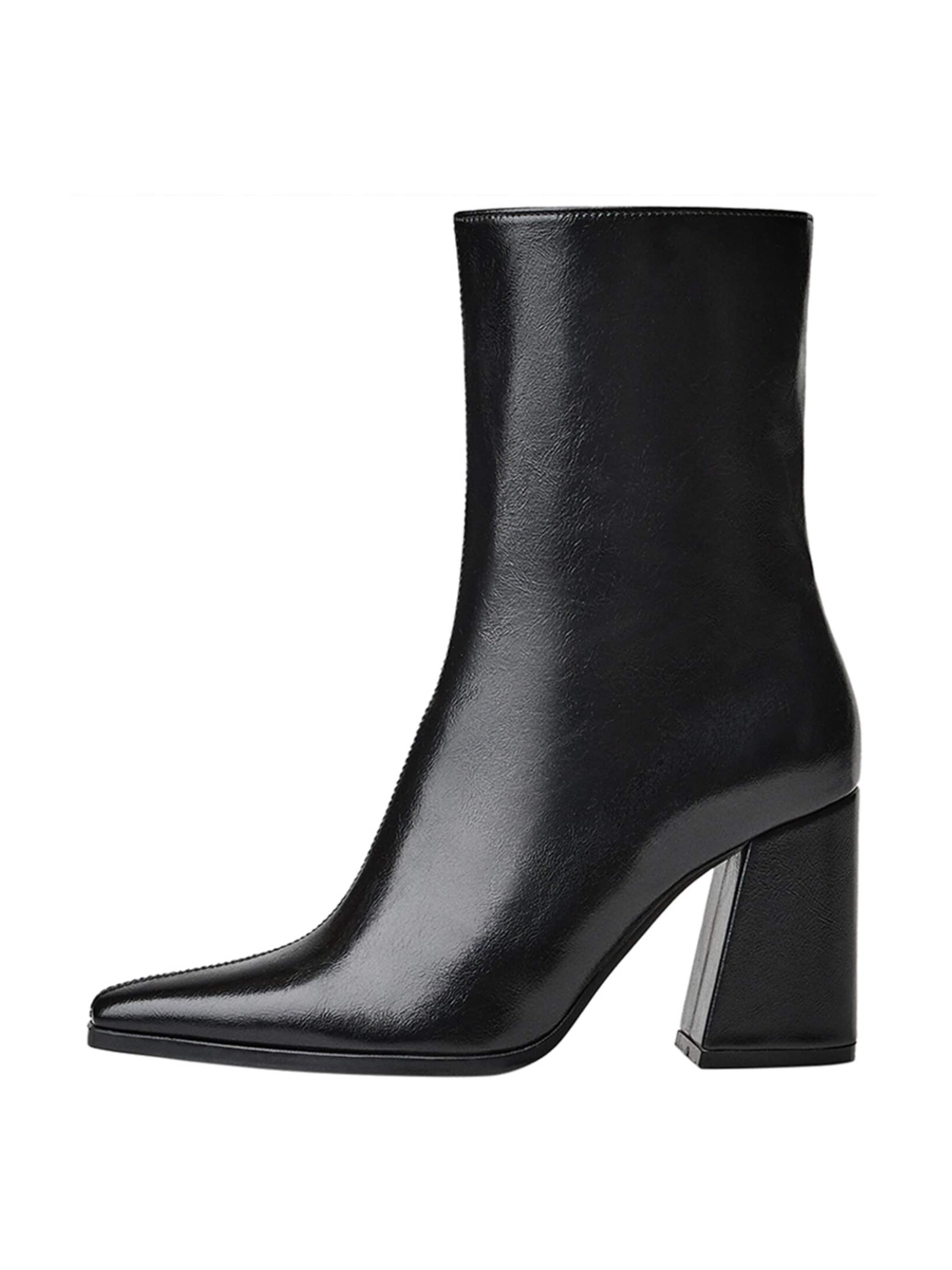 Bershka Enkellaarsjes in Zwart