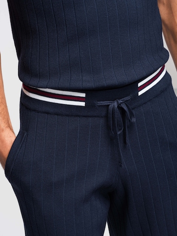 Ombre Regular Sporthose‌‌‌‌‌‌‌‌‌ in Blau