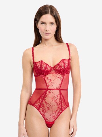 Body di ETAM in rosso: frontale