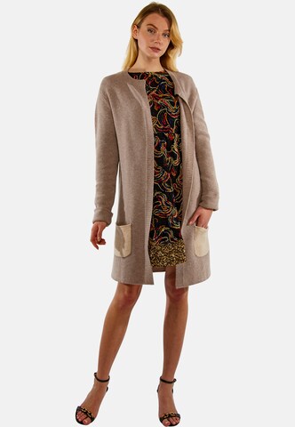 TOOche Knitted Coat 'Kaschmir halblang' in Beige: front