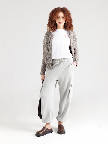 Tricou 'FC Hummer' de la Iriedaily pe alb