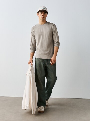 Next Bluser & t-shirts i grå