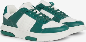 Tommy Jeans Sneakers 'JOHNNY 1A' in Green