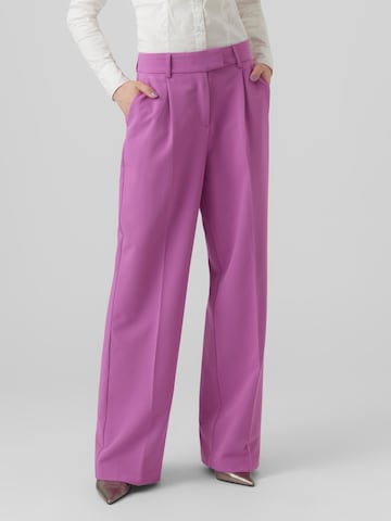 Wide Leg Pantalon à plis 'Zelda' VERO MODA en violet : devant