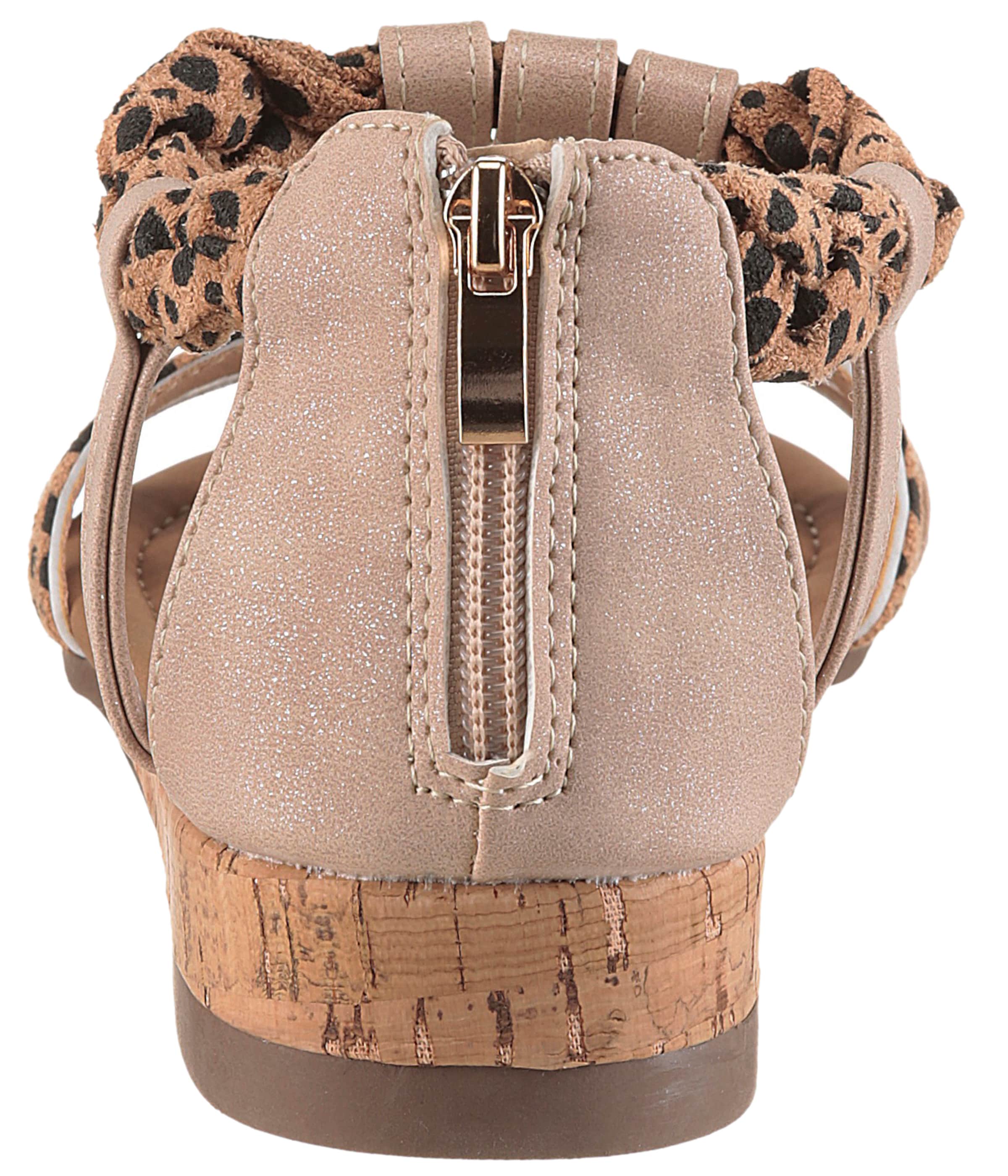 Aniston Strap Sandals in Beige