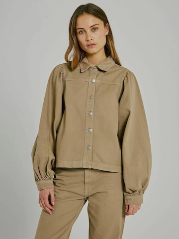 NORR Pusero 'Ninni' värissä beige: etupuoli