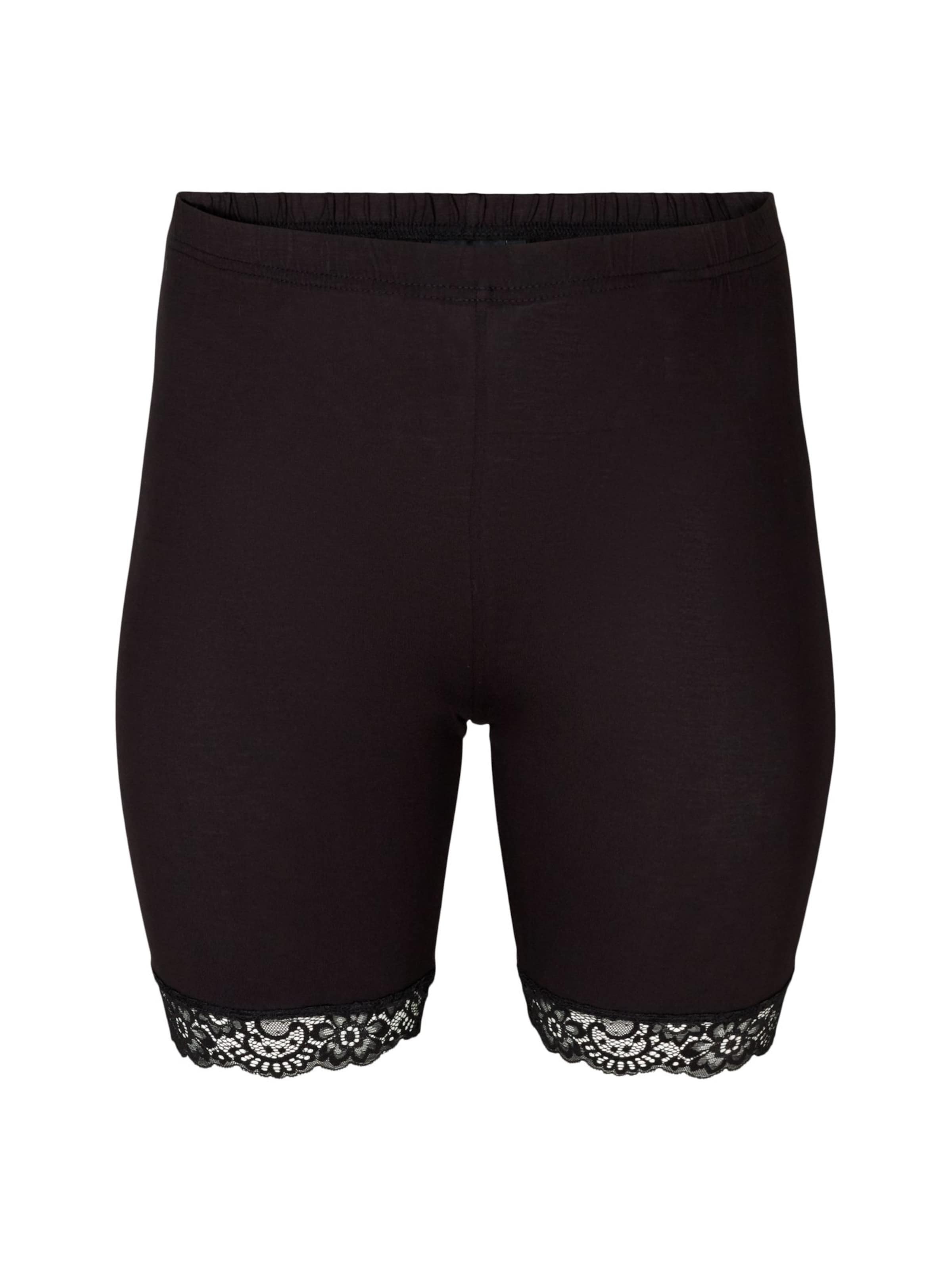 Skinny Leggings de la Zizzi pe negru: față