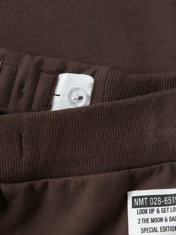 NAME IT - Tapered Calças 'NKMHONK' em castanho
