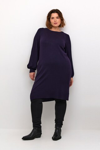 KAFFE CURVE Jurk 'Loni' in Blauw: voorkant