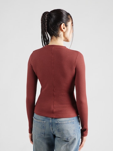 Jordan Neulepaita värissä ruskea: takapuoli