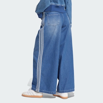 ADIDAS ORIGINALS Baggy Τζιν 'Adicolor Adilenium' σε μπλε
