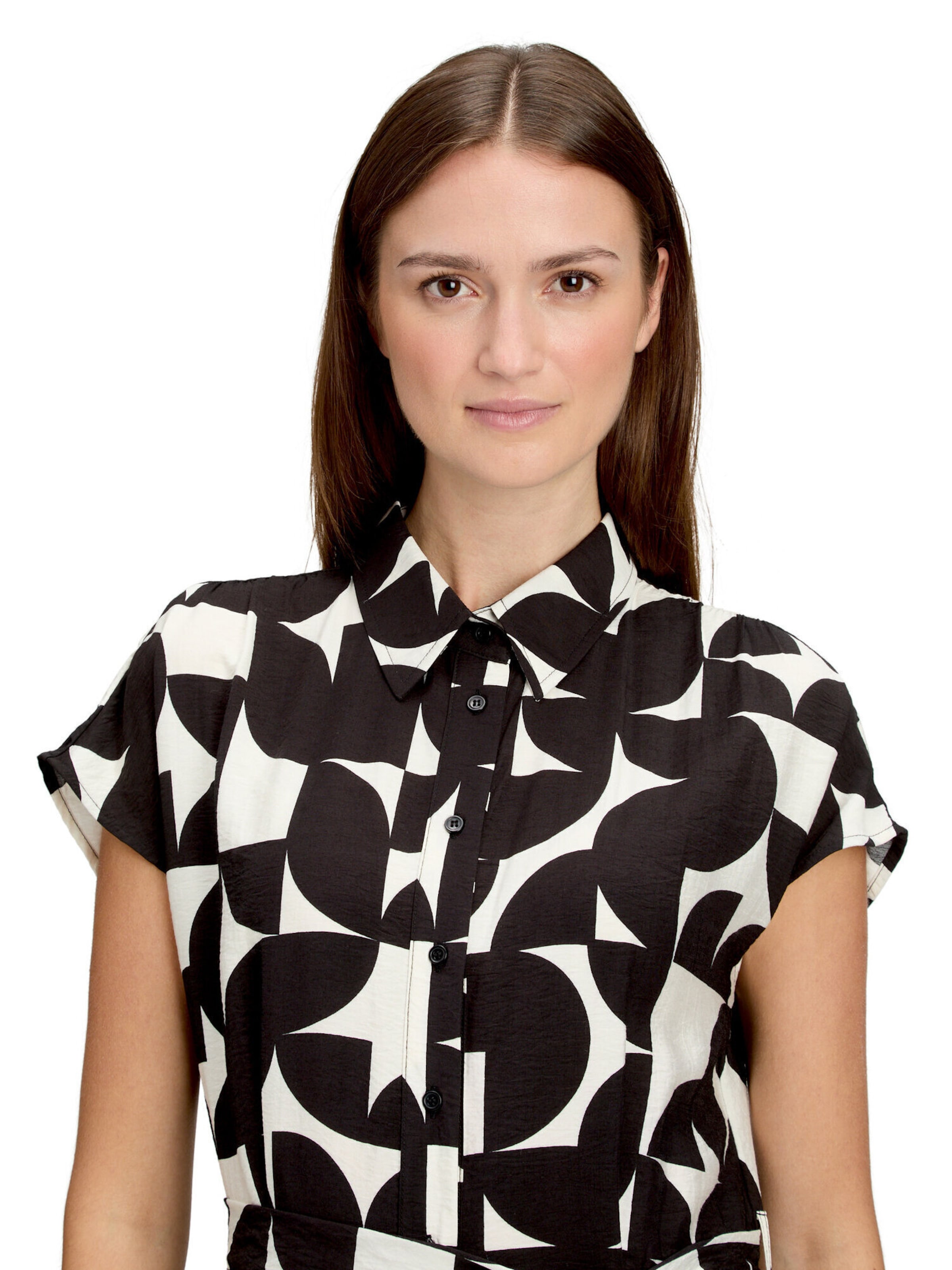 Robe d’été Betty & Co en noir