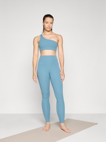 NIKE Skinny Sporthose 'ZENVY' in Blau