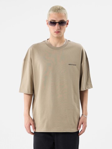 T-Shirt 'Lunaria' VAMOS CLO en beige : devant