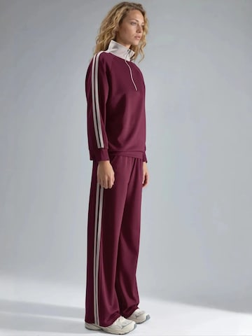 Lady Bersan Leisure suit 'Zweiteiliges Set' in Red