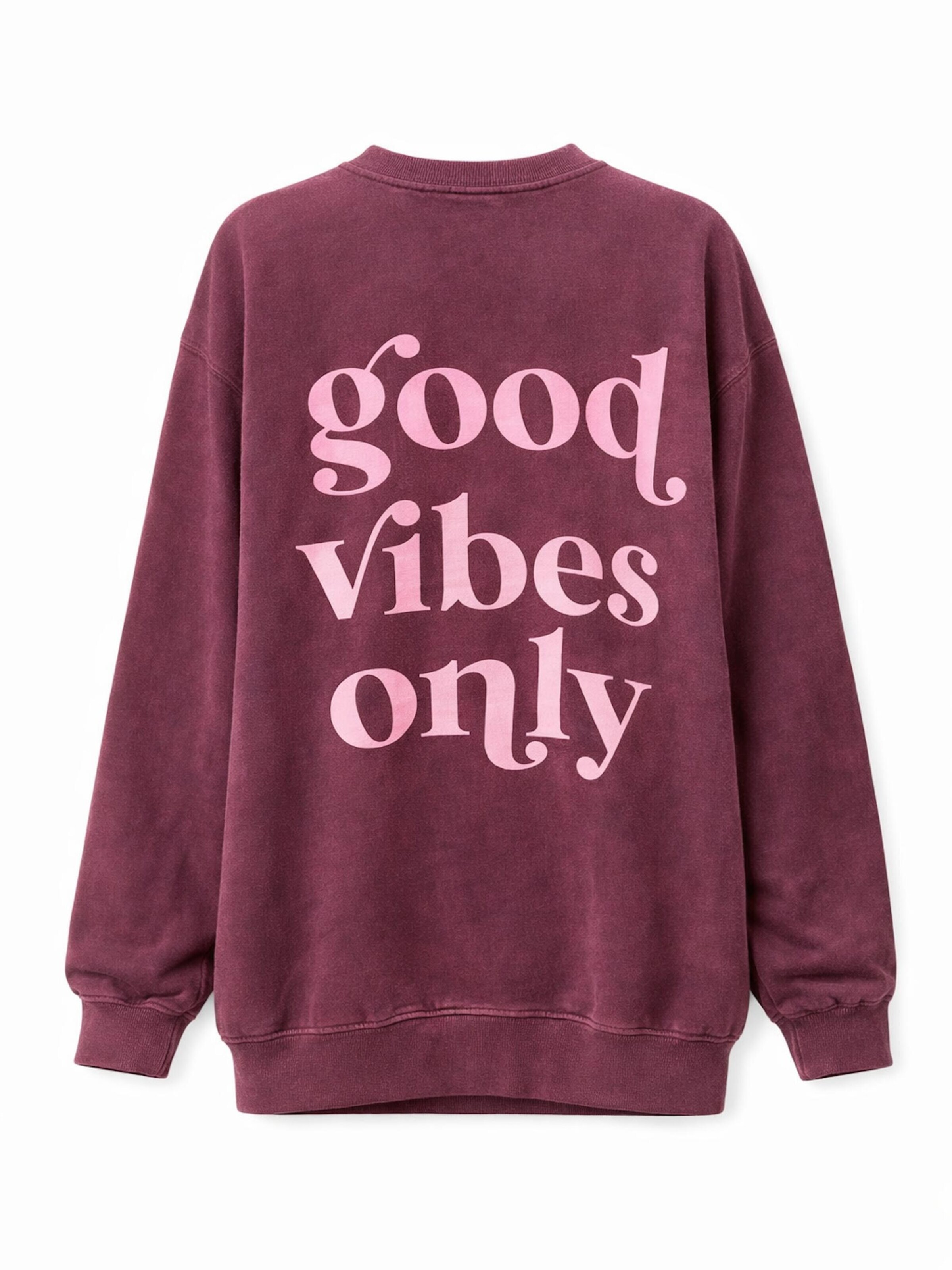 Worldclassca Sweatshirt in Red: front