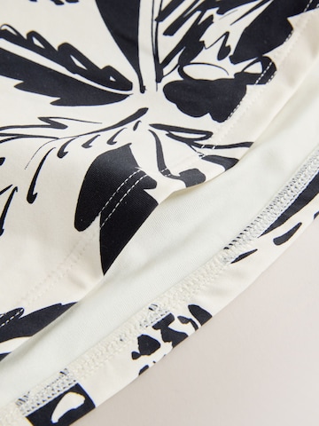 Next Tankinitop in Schwarz