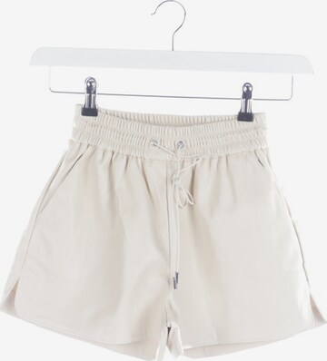 Frankie Shop Shorts in XS in White: front