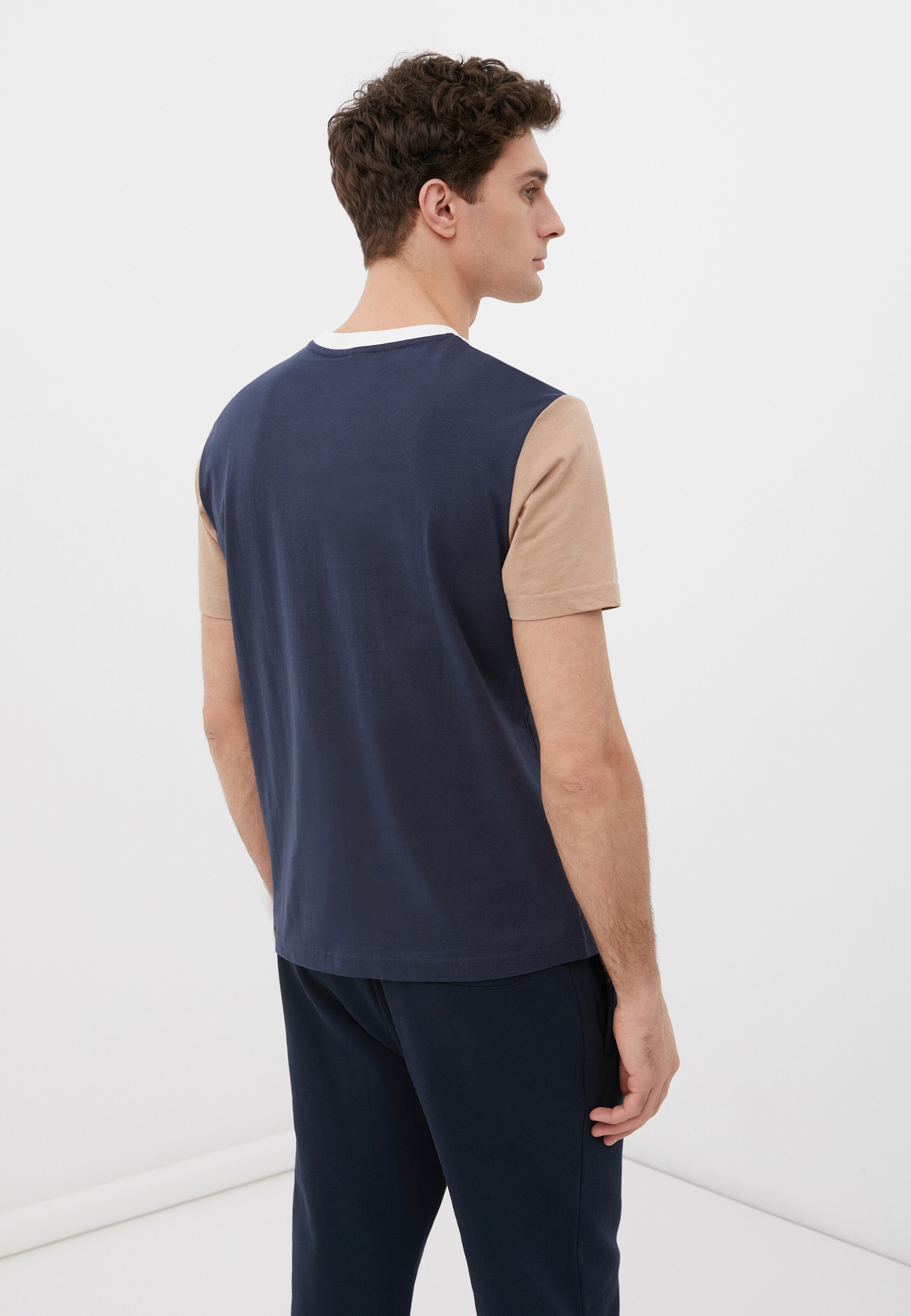 Männer Große Größen Finn Flare T-Shirt in Beige - JF12517 Männer Große Größen Finn Flare T-Shirt in Beige - JF12517