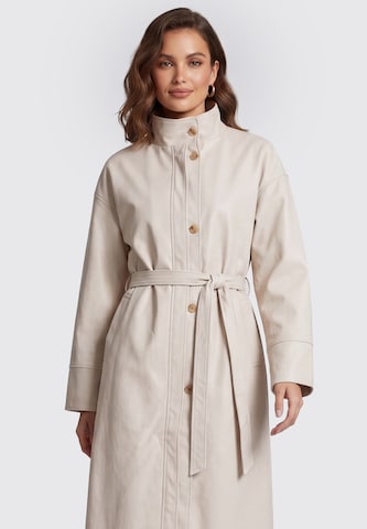 faina Tussenmantel in Beige