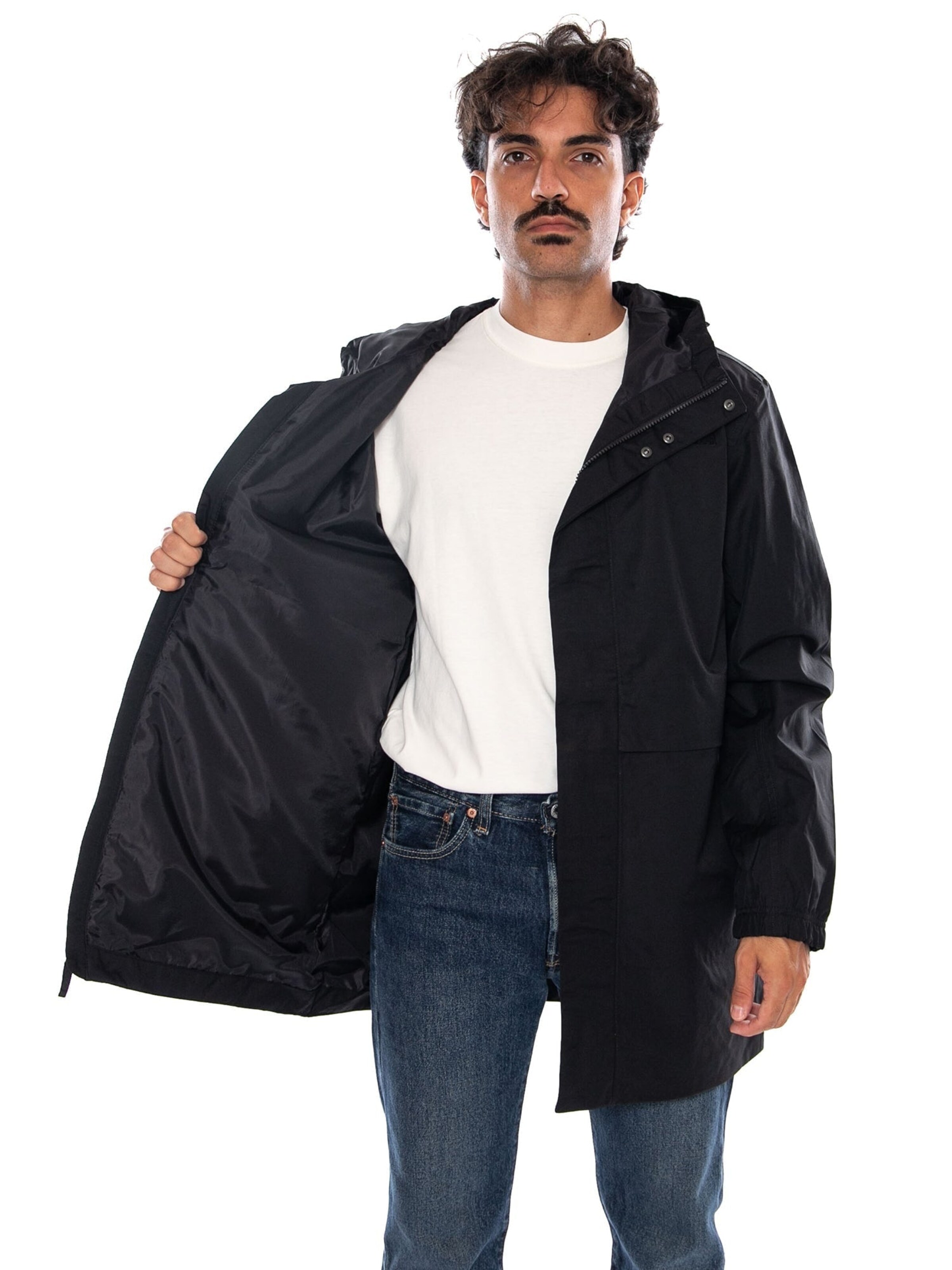 Veste d’hiver 'M DRYVENT FIELD PARKA TNF BLACK' THE NORTH FACE en noir