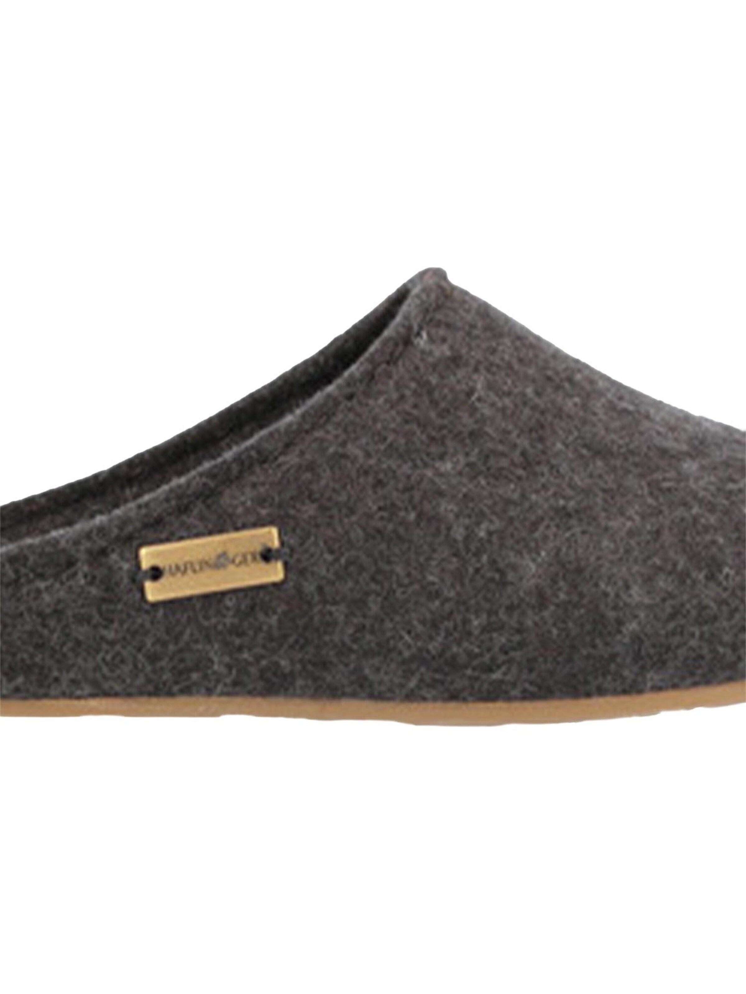 HAFLINGER Slipper 'Everest Fundus' in Black