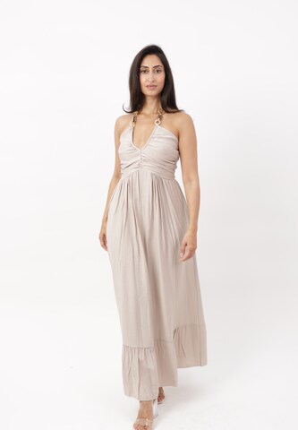 Abito estivo di Elara in beige: frontale