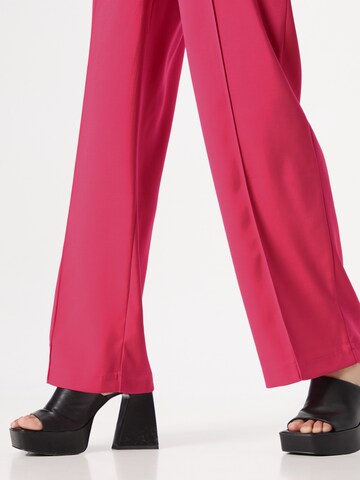Nasty Gal regular Παντελόνι πλισέ σε ροζ