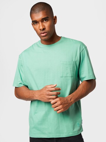 NU-IN Тениска в зелено: отпред