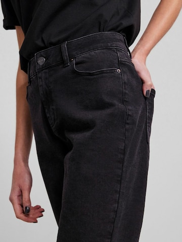 PIECES Regular Jeans 'Luna' i svart