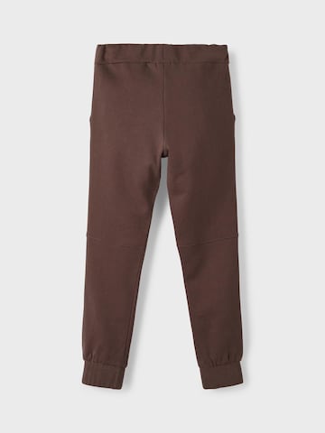 NAME IT Tapered Παντελόνι 'SEMIL' σε καφέ