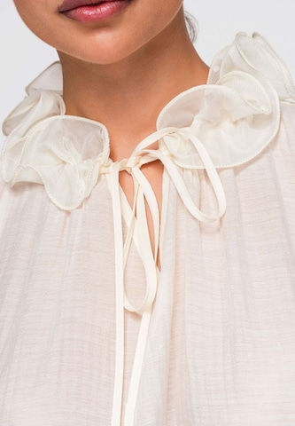 Ombre Bluse in Beige