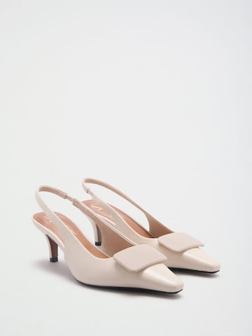 Lipsy Slingpumps in Beige