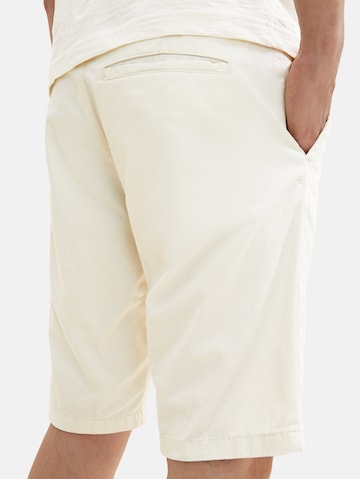 TOM TAILORregular Chino hlače - bijela boja