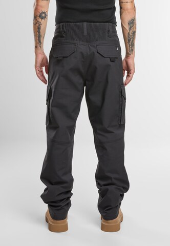 Brandit Regular Cargo trousers in Black