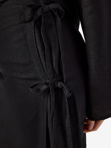 Noisy may Nederdel 'NMLeinlani' i sort