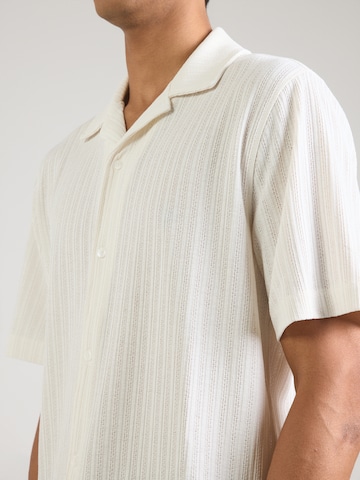 balts QS Standarta piegriezums Krekls